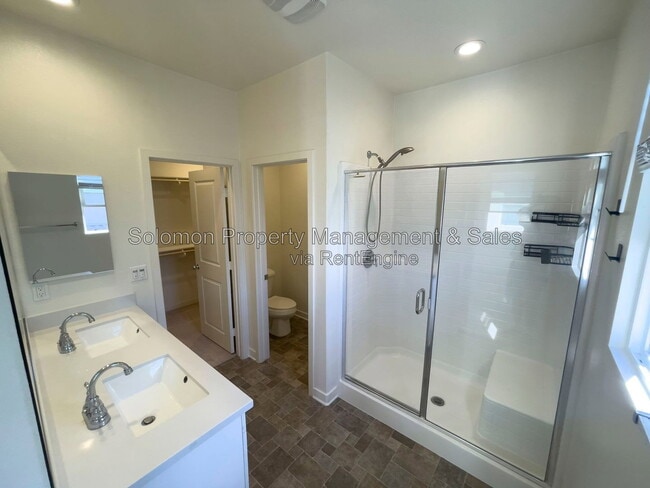 Building Photo - 4148 Sitio Cielo