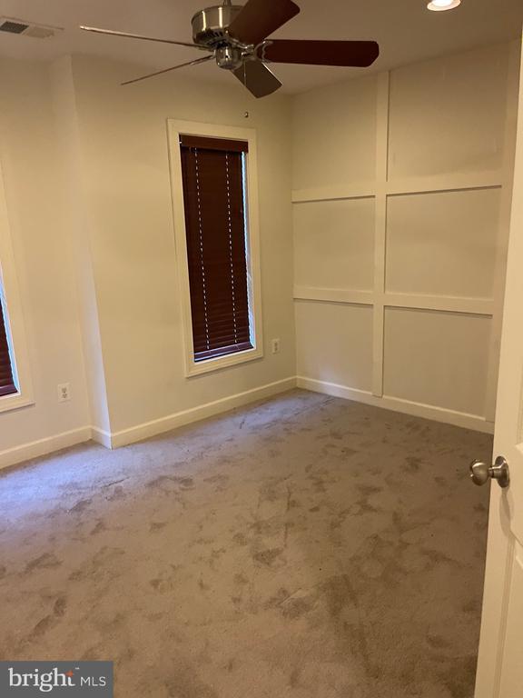 Building Photo - 1513 Regent Manor Ct