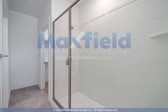 Building Photo - Interior New Townhouse - 3BD 3BA 2GA
