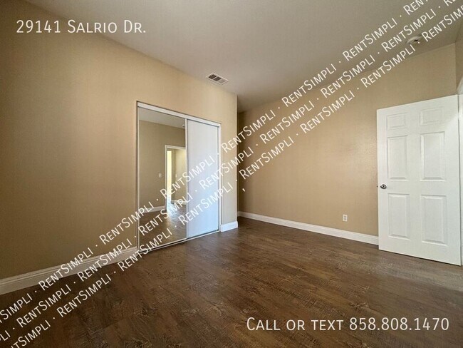 Building Photo - 29141 Salrio Dr