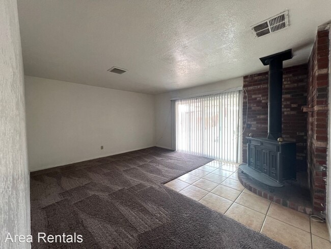 Building Photo - 4 br, 2 bath House - 36361 OLEANDER PLACE