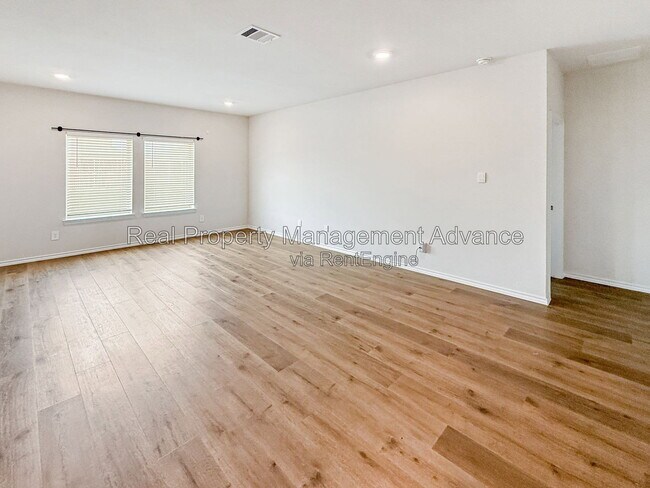Building Photo - 6308 Rocky Point Rd