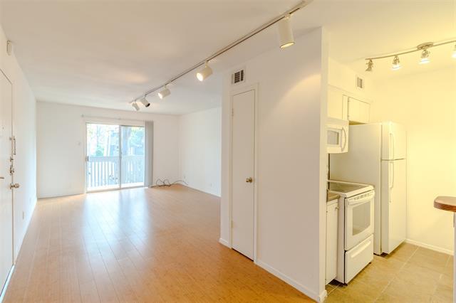 Building Photo - 4859 Cedar Springs Rd