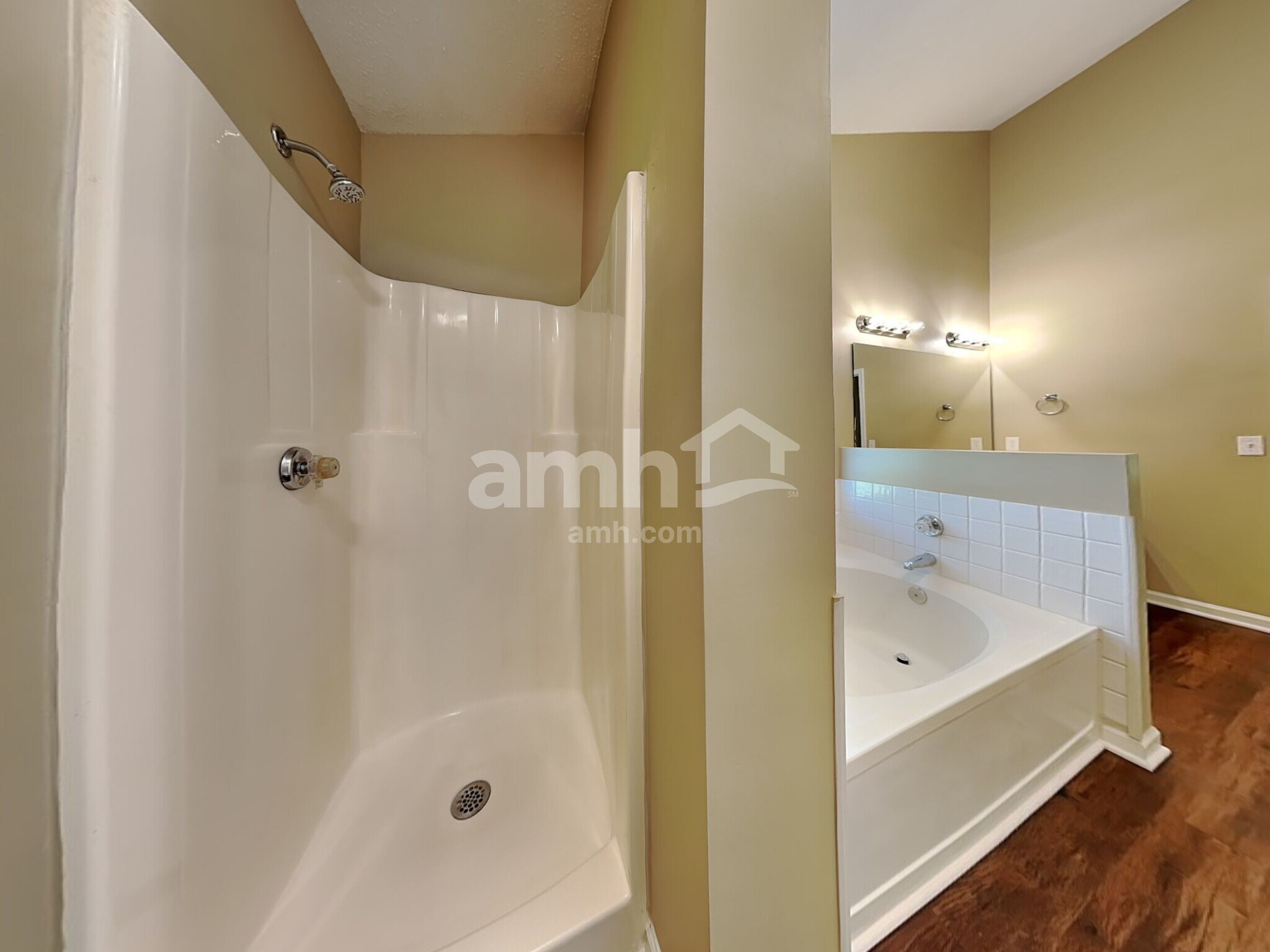 Building Photo - 4408 Eagle Rock Rd