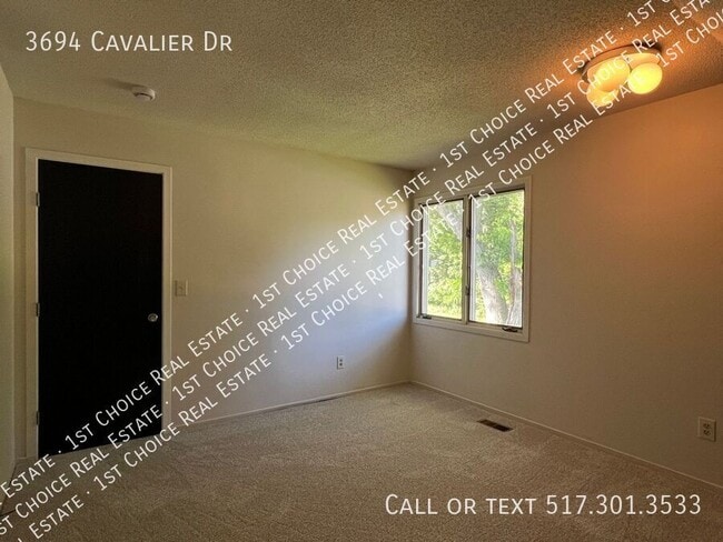 Building Photo - 3694 Cavalier Dr