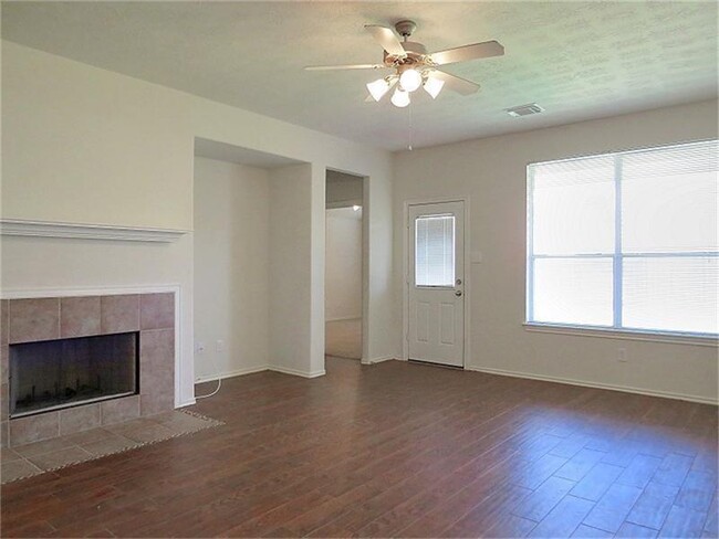 Building Photo - 6410 Bonnie Chase Ln