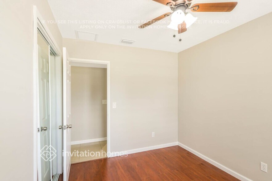 Building Photo - 1429 Regina Dr W