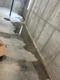 Building Photo - 2630 New Orchard Ct