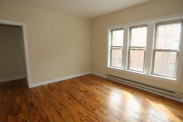 Building Photo - 650 W Barry