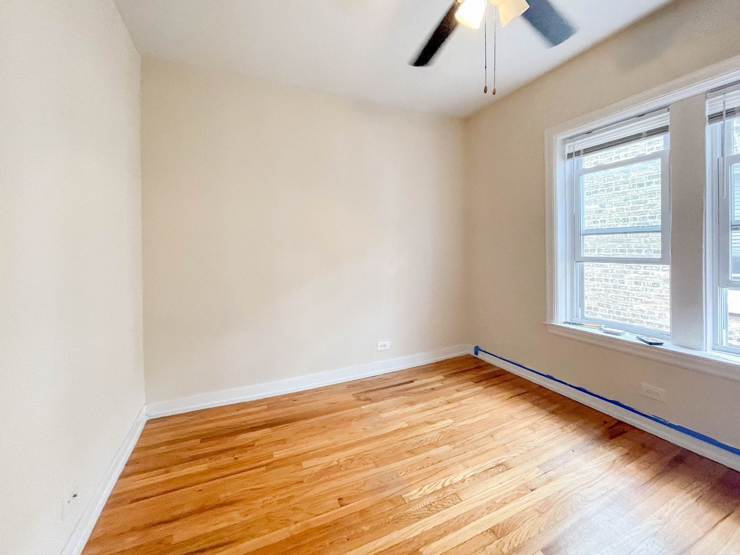 Building Photo - 4845 N Wolcott Ave