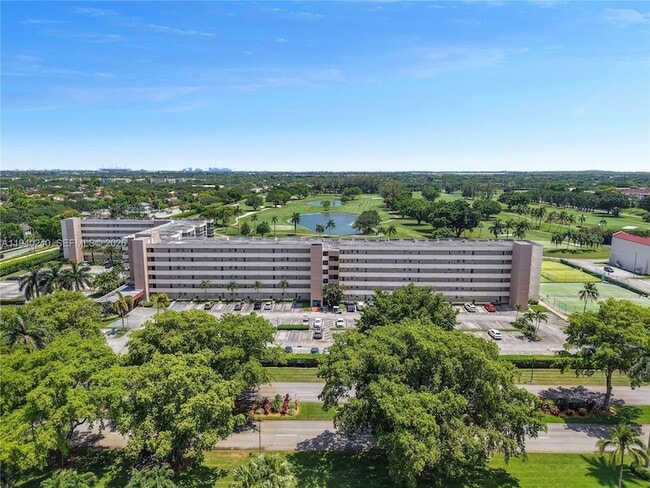 Building Photo - 8900 Washington St