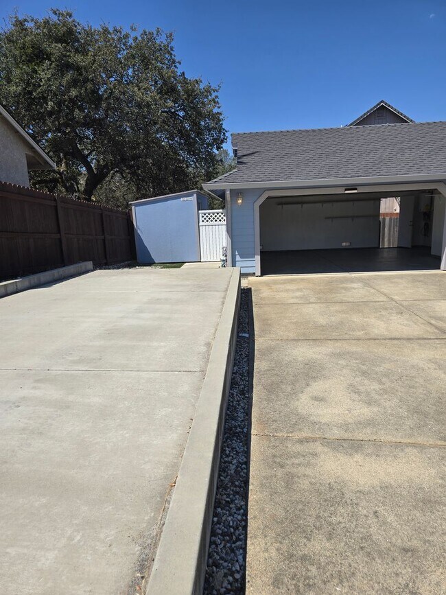 Building Photo - Tranquil Smartsville Oasis | Granite Kitchen, Covered Patio & RV Hookups