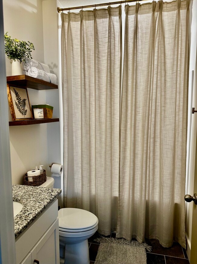 Building Photo - 273 Neals Landing Rd