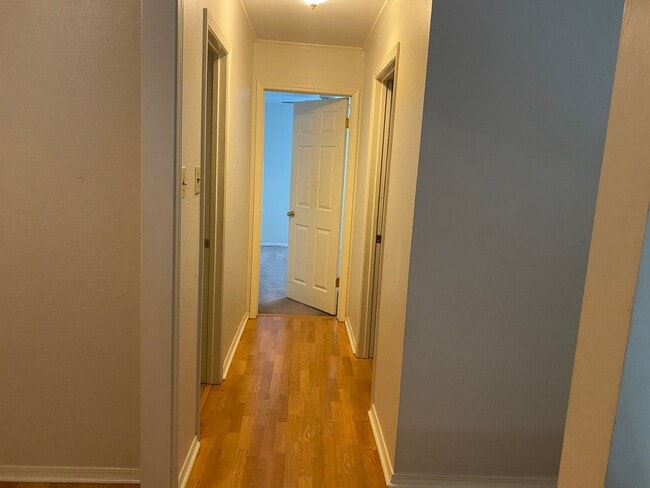 Building Photo - Gorgeous 3 Bedroom Greenacres Home