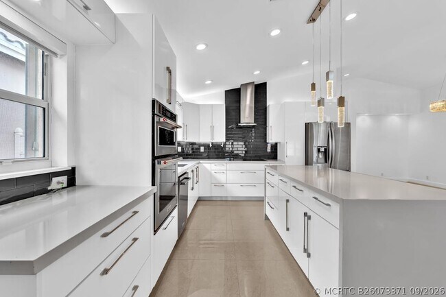 Building Photo - 3307 SW 49th St