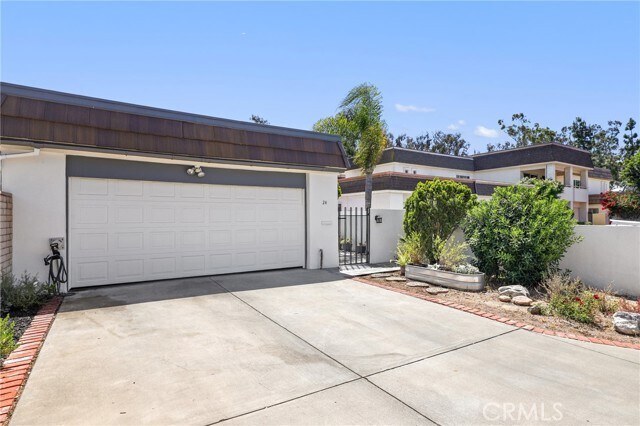 Building Photo - 24 Rockrose Way