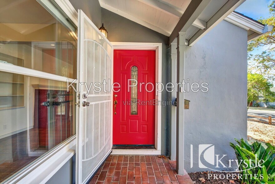 Building Photo - 1108 Shasta St