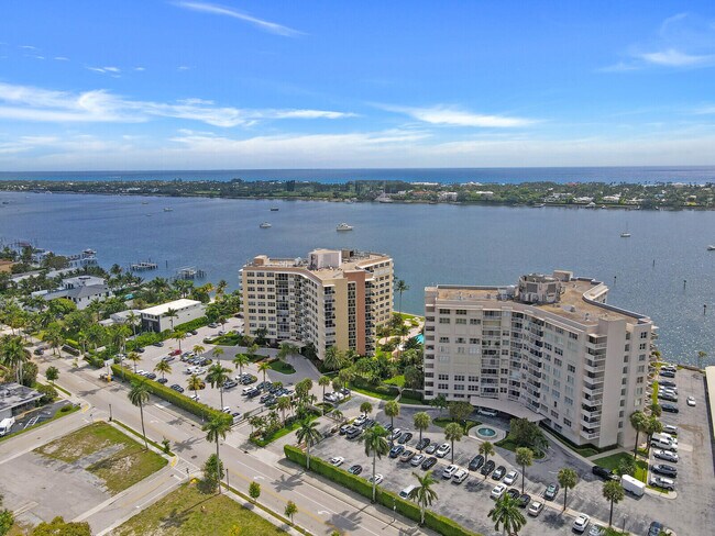 Building Photo - 2800 N Flagler Dr