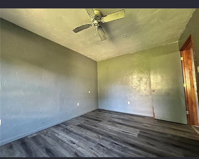 Building Photo - 2405 Harrison St