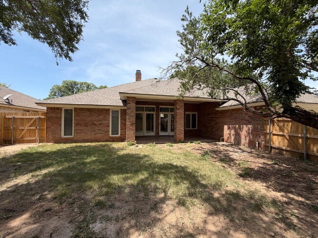 Building Photo - Beautiful Newly Updated Home in Whisperwood!