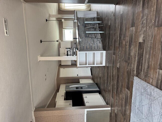 Building Photo - 4009 Brk