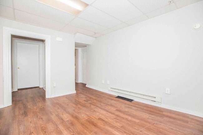 Building Photo - 29 N East Street