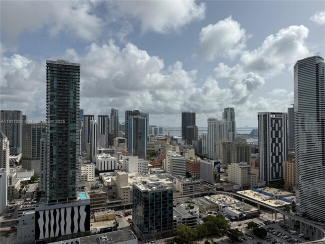 Building Photo - 350 S Miami Ave