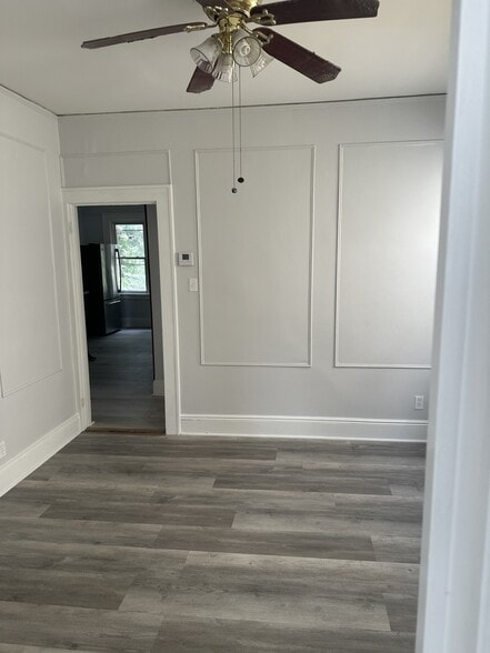 Building Photo - 50 Montrose Ter