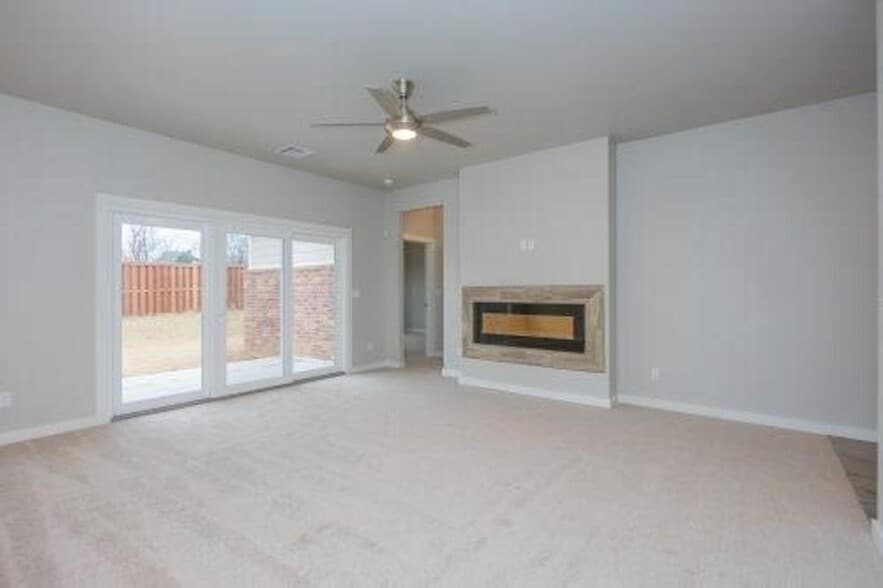 Building Photo - 512 NW 179th Cir