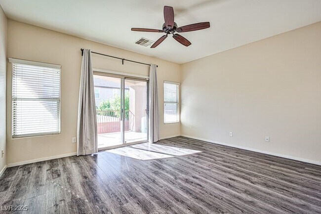 Building Photo - 6709 Kostner St