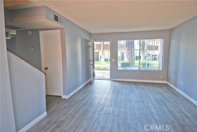 Building Photo - 1097 S Santo Antonio Dr