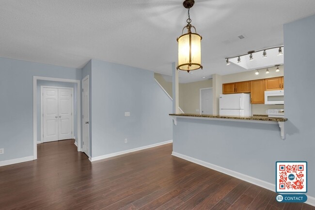 Building Photo - Updated Home in The Gatherings: A Hilton H...