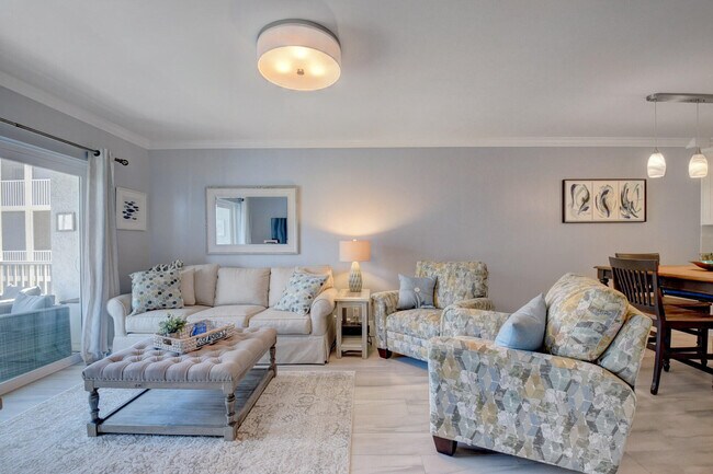 Building Photo - 650 Snug Harbor Dr