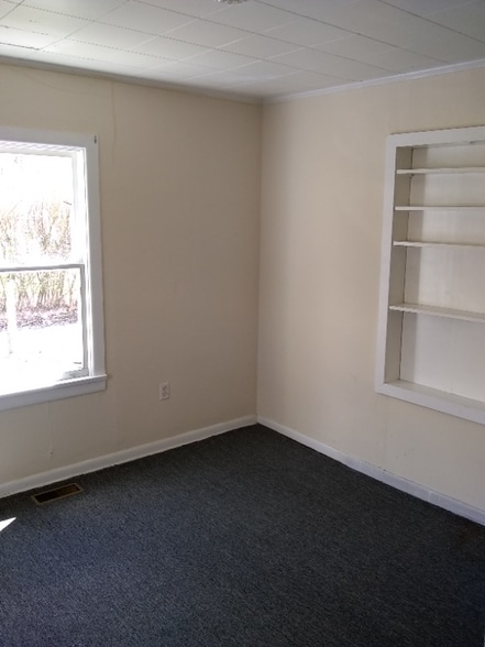 Building Photo - 1023 Harley Alley