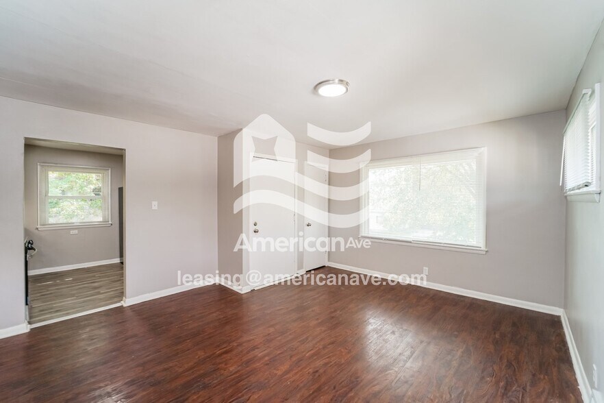 Building Photo - 5676#5678 North 61st Street, 53218; #1323339 - 1323339