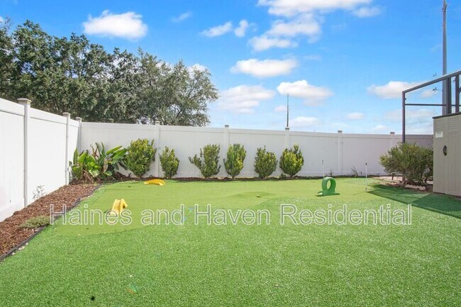 Building Photo - 403 Corvina Dr