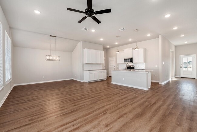 Building Photo - 3185 Normandy Way