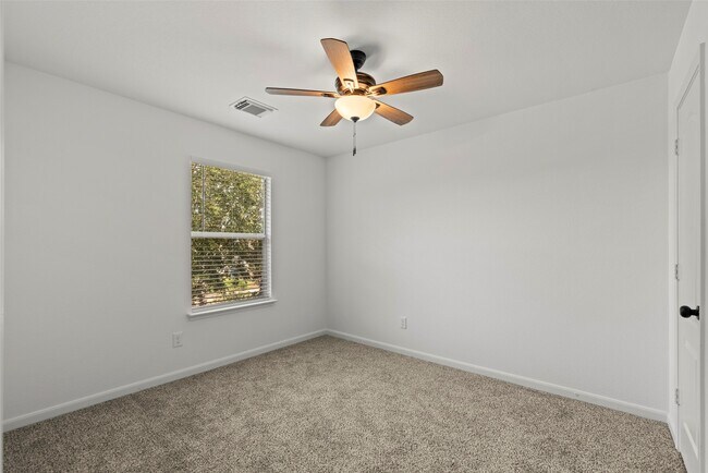 Building Photo - 6519 Bluestone Springs Ln
