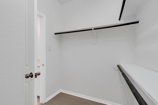 Building Photo - 138 Meadow Landing Dr