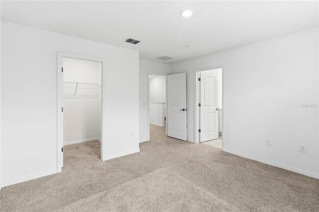 Building Photo - 1851 Roosevelt Pl