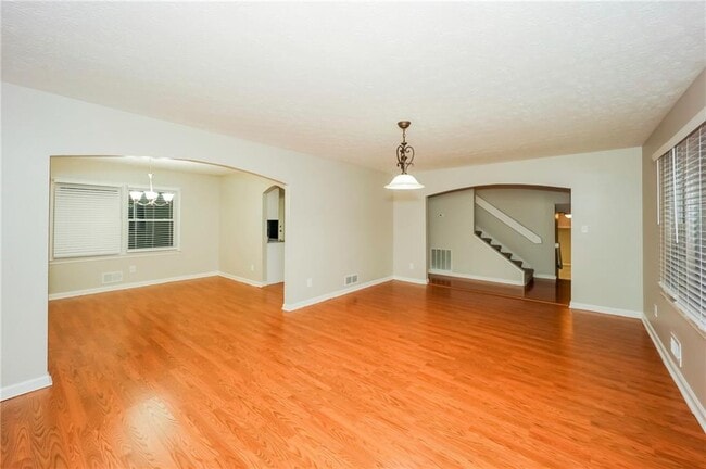 Building Photo - 6712 Collier Way