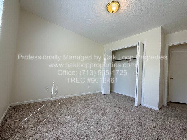 Building Photo - 1367 Gentle Bend Dr