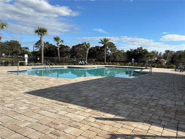 Building Photo - 15025 Willow Arbor Cir
