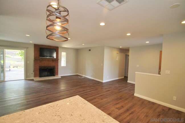 Building Photo - 15170 Andorra Way
