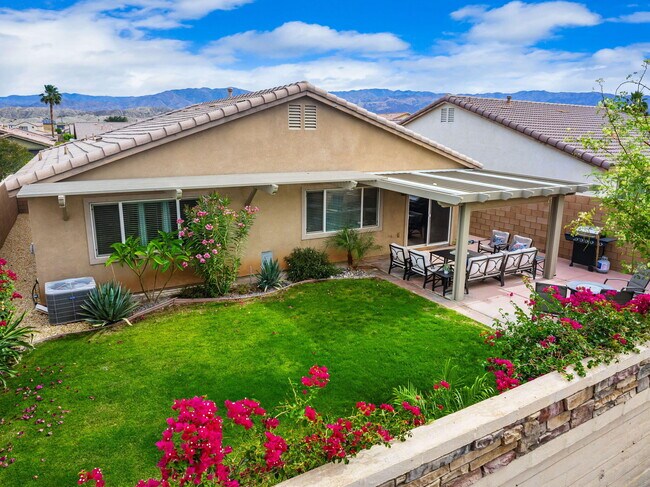 Building Photo - 84131 Azzura Way
