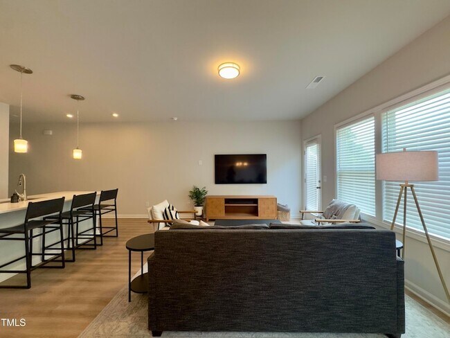 Building Photo - 276 Shingle Oak Rd