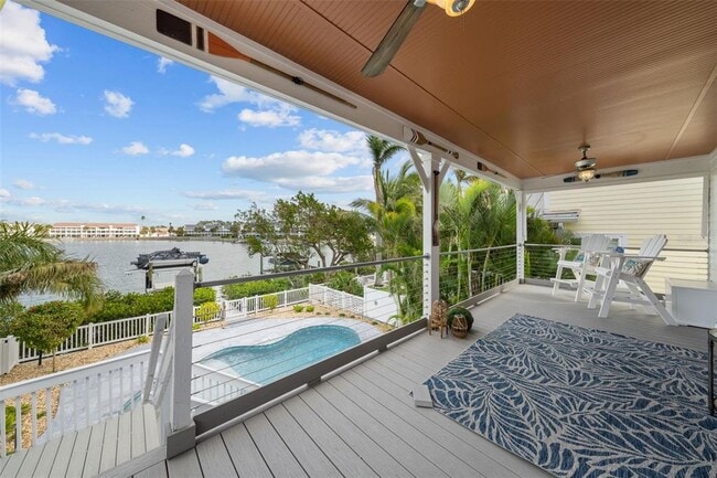 Primary Photo - 12112 Lagoon Ln