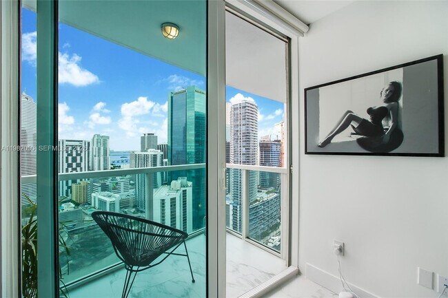 Building Photo - 41 SE 5th St