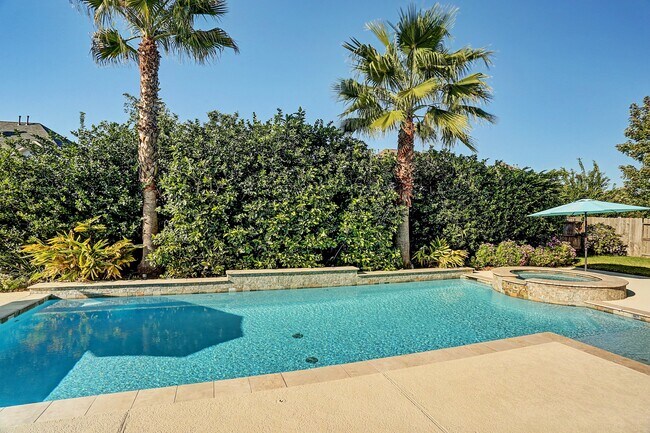 Building Photo - 5503 Honey Mesquite Way