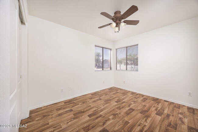 Building Photo - 2385 W Monet Way